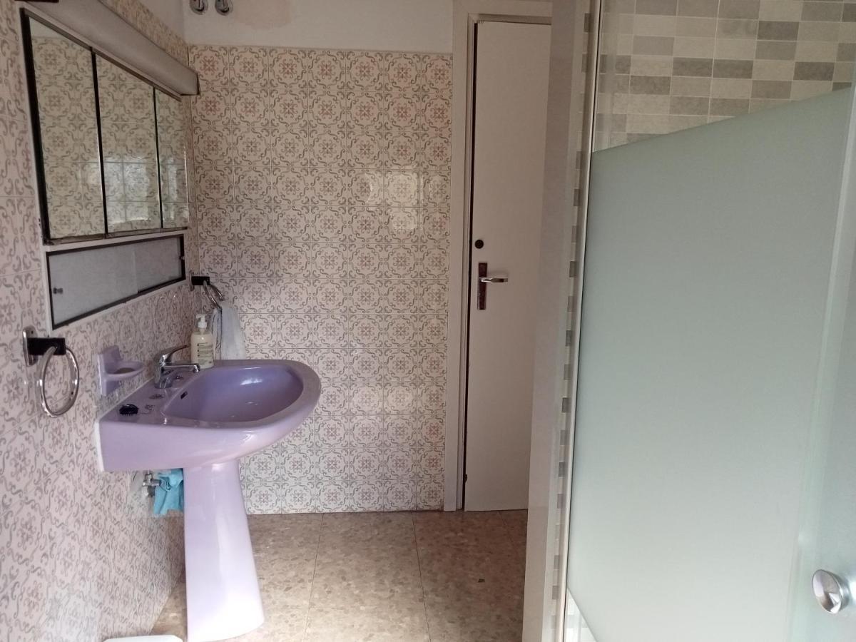 Habitacio S Cal Kim Hotel Марторел Екстериор снимка